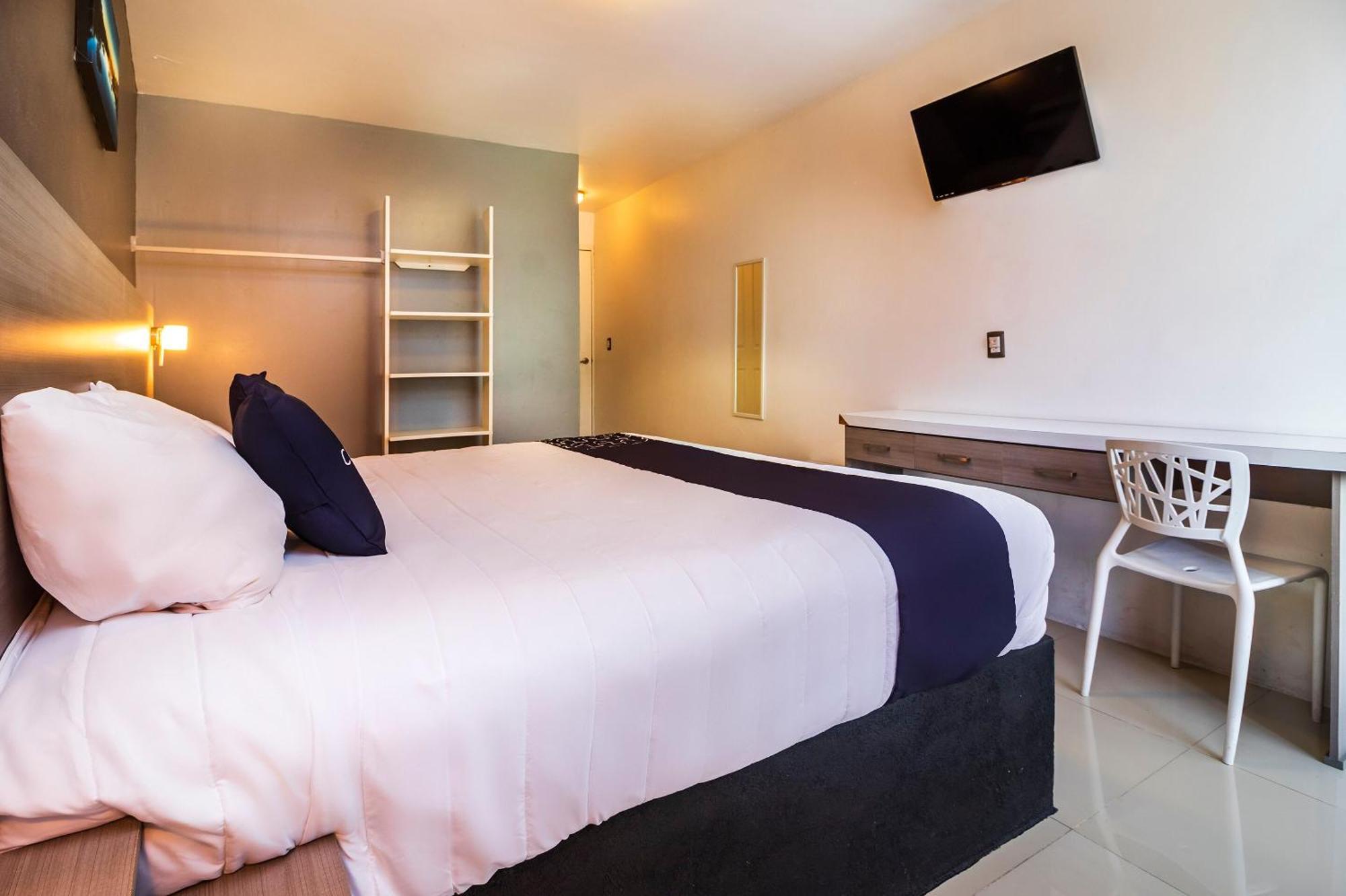 Collection O Hotel Mango,Six Flags Hurricane Harbor โออาเตเปก ภายนอก รูปภาพ